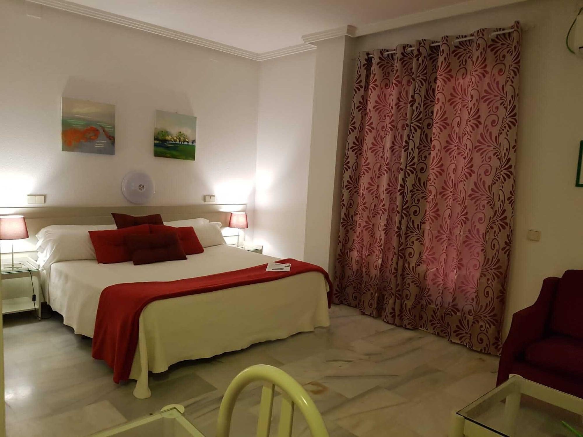 Hospedium Hotel Apartamentos Simon Verde Mairena del Aljarafe Exteriér fotografie