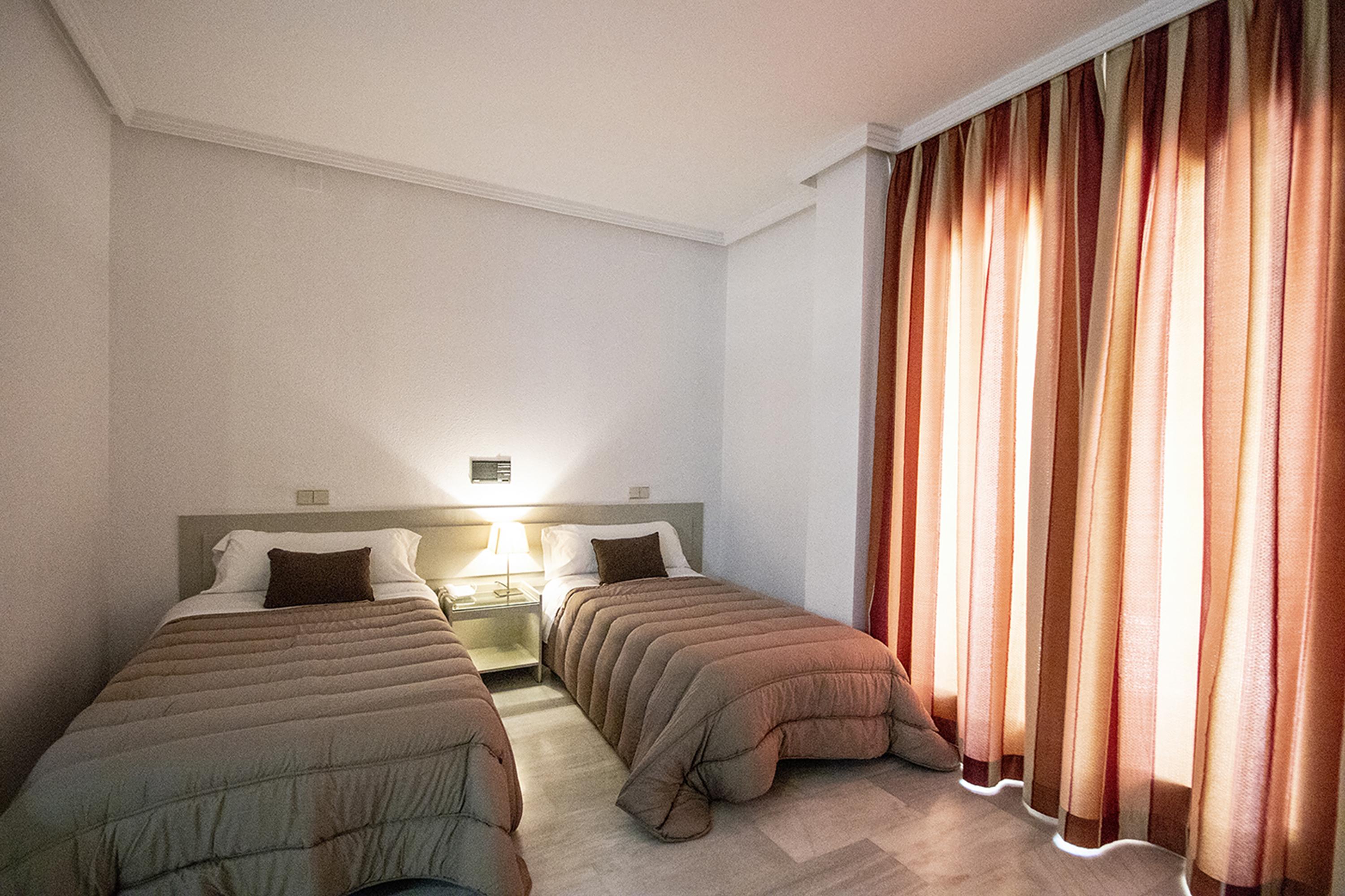 Hospedium Hotel Apartamentos Simon Verde Mairena del Aljarafe Exteriér fotografie