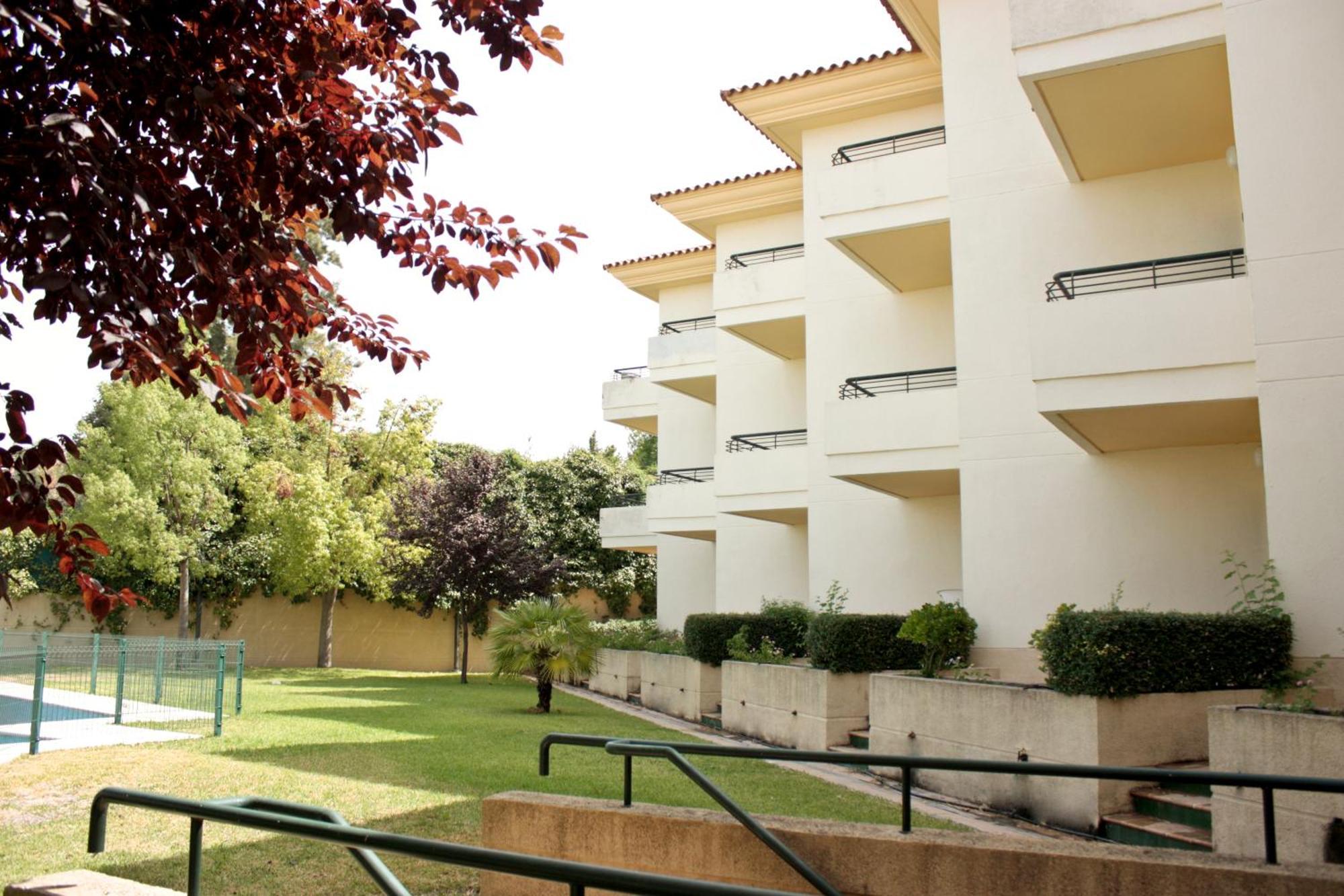 Hospedium Hotel Apartamentos Simon Verde Mairena del Aljarafe Exteriér fotografie